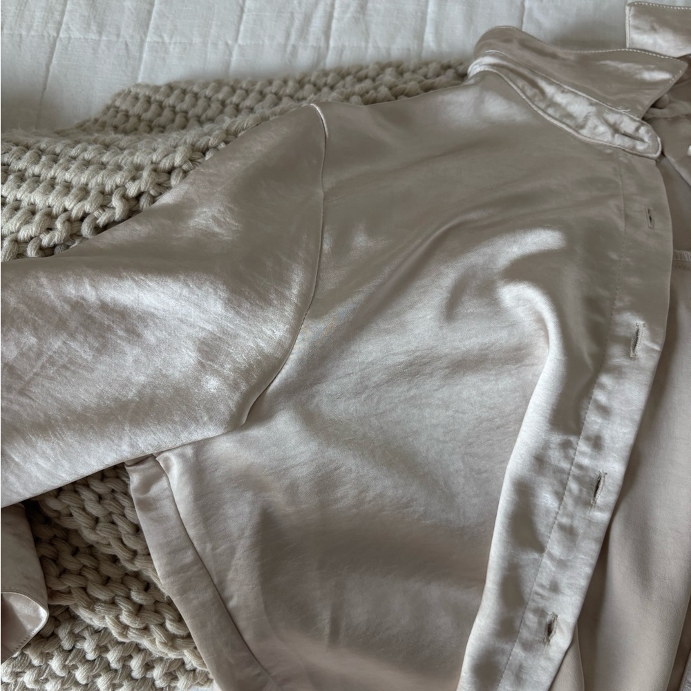 PRINCESS POLLY button up - Picture 7 of 7
